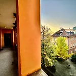 Old Town Best View Wifi 300 Mb/S Huge Screen Netflix Appletv Amazontv