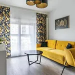 Close-Urban Chic - Mennica Residence - One Bedroom Apartment -Citycenter&306