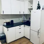 Clicktheflat Wola Apart Rooms