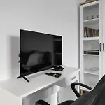 Warsaw Downtown Studio - Top Location, Metro Nearby - By Rentujemy