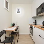 Nowy Targowek Charming Apartment