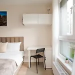 Nowy Targowek Charming Apartment