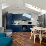 Central Warsaw Apartment - Great Location- Praga Polnoc - 18 People -Marcinkowskiego