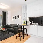 Urban Chic - Mennica Residence - One Bedroom Apartment -Citycenter&140