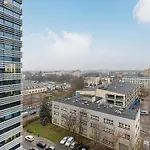 Rentplanet - Apartament Przy Muzeum Powstania Warszawskiego