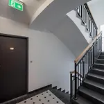 Bk Studio - Cozy And Modern Close To National Stadium