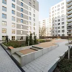 Aleja Krakowska Stylish Apartment