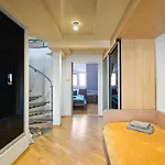 3 Floor Luxury Apartment 150 M2- Downtown View