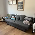 New 2Floor Apartment Security Park Mall Ski Airport