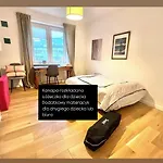 New 2Floor Apartment Security Park Mall Ski Airport