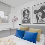 Exceptional Apartments For 6 People By Renters Prestige