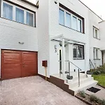 Metro Zacisze Fausta House With Garden