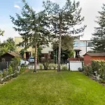 Metro Zacisze Fausta House With Garden