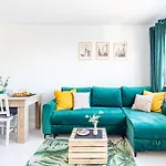 Czerniakowska Apt 115 Superapart