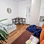 Meander Natolin Pokoje Blisko Metra