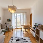 Warsaw Concierge Paryska