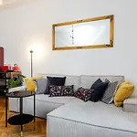 Bergamot Apartment City Center
