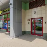 Air-Conditioned Apartment Near Lazienki Park With Parking By Noclegi Renters