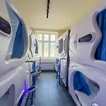 Boutique-Capsule Hostel