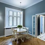 Poznanska Metro Centrum Apartment