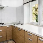 Accommodo Solidarity One Bedroom Condo
