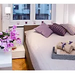 Srebrna Warsaw Apartment