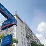 Bright Apartment Hoza