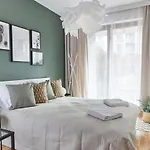 Zoliborz Green Garden Apartment