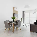 Apartments Warsaw Przyokopowa By Noclegi Renters