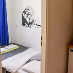 Old Town Folk Apartment