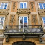 Old Town Folk Apartment
