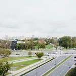 Luxlux Apartments Metro Slodowiec