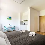 Art Apartments