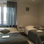 Old Town Garden Apartment