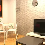 Rent0Nline Hoza Apartment Center Metro