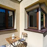 Art Apartments