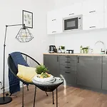 Vizzit Us Premium Apartments