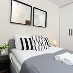 Apartments Warsaw Krolewska By Noclegi Renters