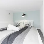 Apartment Aleje Jerozolimskie 85 By Noclegi Renters
