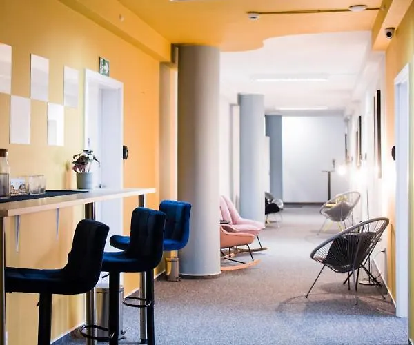 Bello Aparthostel Private Rooms