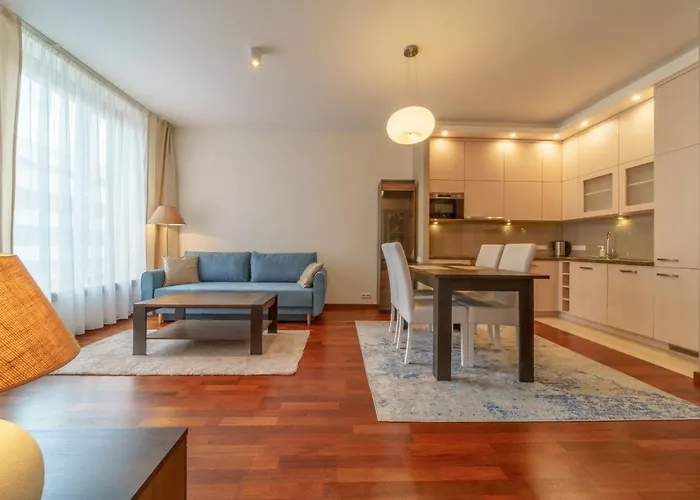 Bright And Charming- Golden Apartment- City Center&S2A