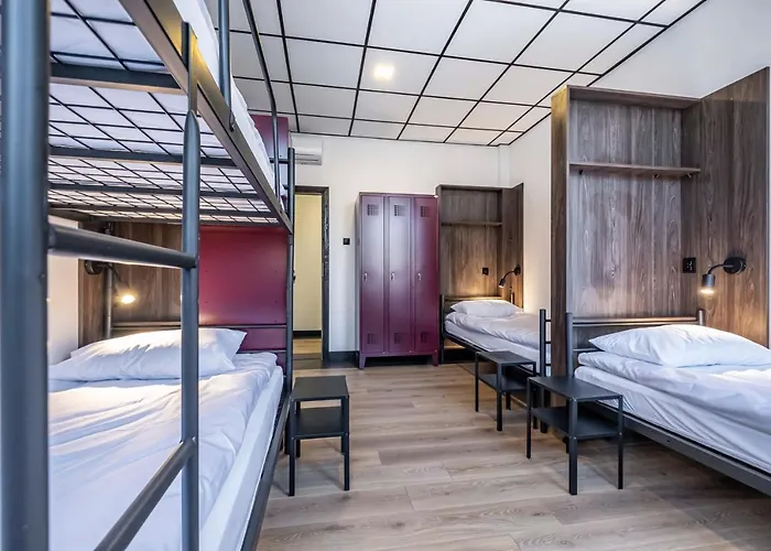 Vola Hostel