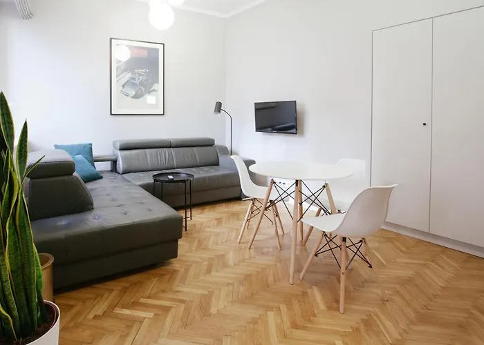 Warsaw Concierge Flat6 Hoza