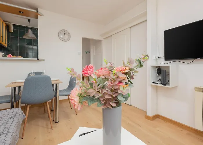 City View Apartment Marszałkowska by Renters