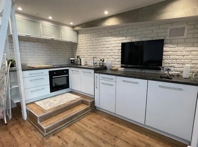 Warynskiego 9 - Piekna Panorama Miasta - Smart Tv 42 Cale - Wifi - Ekspres Kapsulkowy - W Pelni Wyposazona Kuchnia