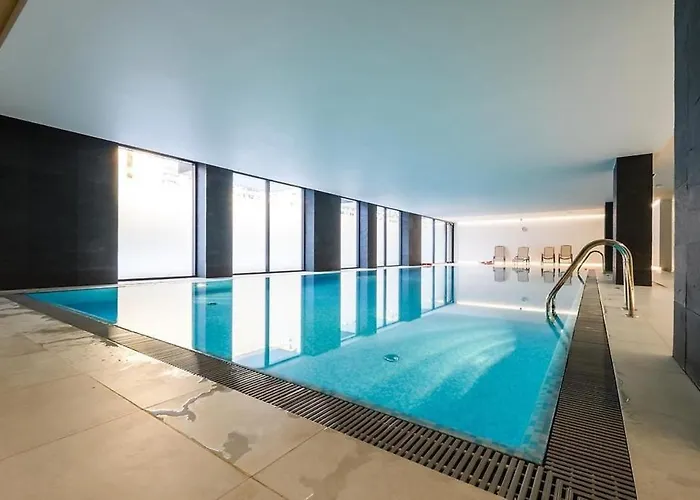 Apartments With Swimming Pool And Gym