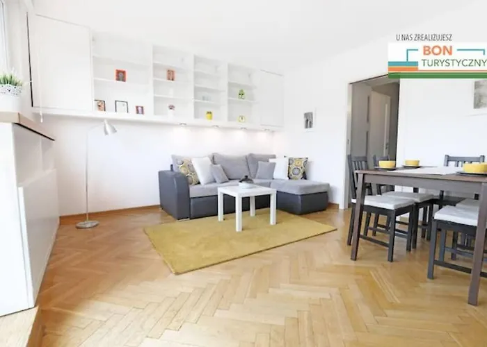 Old Town/Golden Apartments/S.4/10