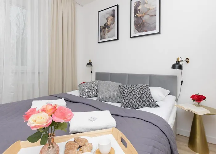 Warsaw Portofino Apartment By Noclegi Renters