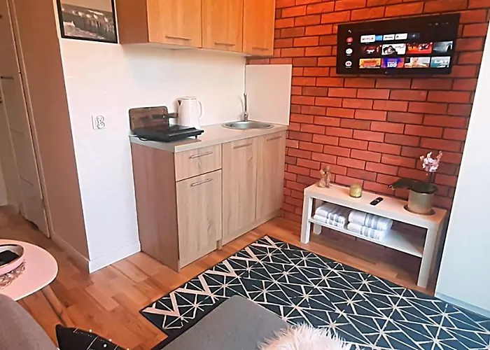 Elegant Apartment - 10 Min To The Centre, Near The Parks
