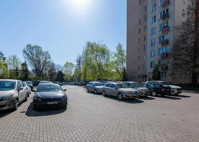 Maklakiewicza 17 - 700M Od Szpitala Mswia - 4Km Do Lotniska Chopina - Maly Balkon - Piekny Widok Na Centrum Warszawy